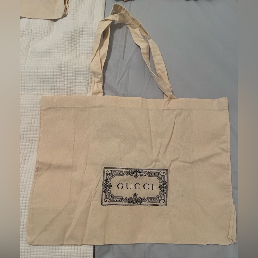 Authentic GUCCI Lightweight Canvas Shopping Tote | Dust / Storage Bags